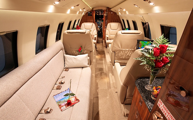 volo privato sul Beechcraft Hawker 700
